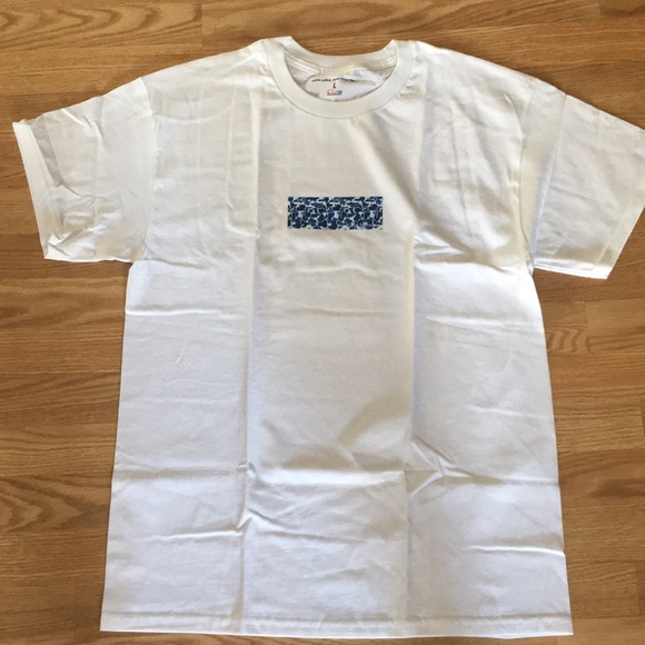 NWT Aaron’s world box logo white s/tshirt size L - Picture 5 of 5